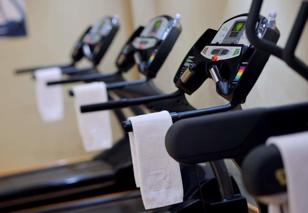 Renaissance Sharm El Sheikh Golden View Beach Resort Eksteriør bilde The gym at the hotel